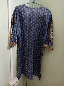 Elegant Blue &amp; Gold Print Kurti With Dupatta