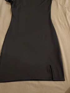 mini black dress with slit