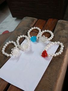Pearl Bracelets with Flower &amp; Rose Charms