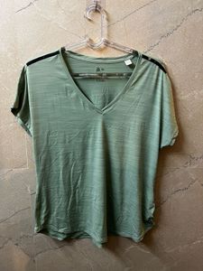 Reebok V-Neck T-Shirt