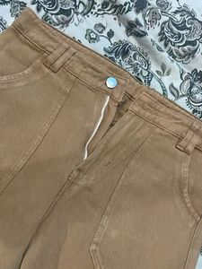 Women's khakhi colour Cargo Pants