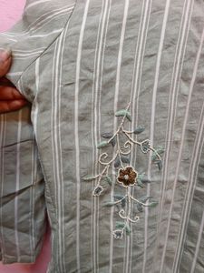 TARUNI Decent Kurtas (Women's)
