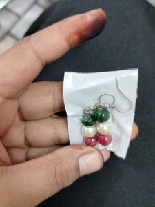 Elegant Pearl Beaded Necklace