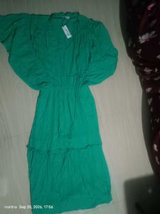 Emerald Green Flowy Midi Dress