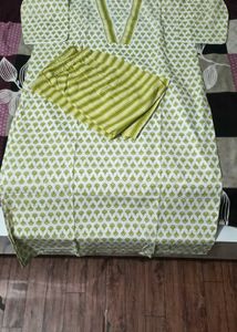 new pure cotton Green Printed Kurta Set