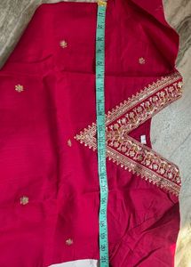 Beautiful Pink Kurta Set with Intricate Embroidery