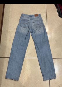 Light Wash Distressed Jeans