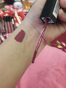 Fit Me Lipsticks..💟
