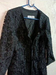 Elegant Black Lace Shrug Long