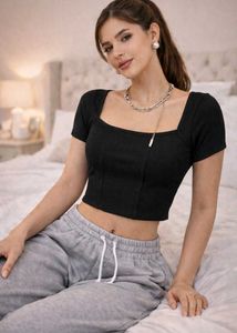 Chic Black Square Neck Cropped Top