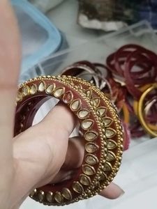 Rajasthani Style Exquisite Gold-Toned Bangles with