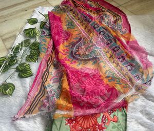 Unstitched Pakistani cotton lawn