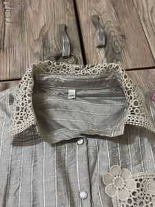 Elegant co-odd Set with Lace Detail
