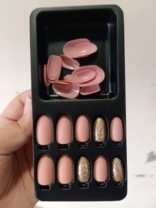Press-On Nails - Nude & Glitter