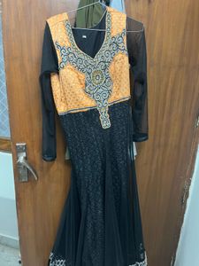 Heavy party wear gown
