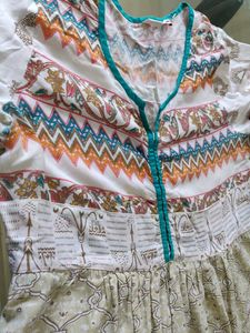 Vibrant Ethnic Kurta from pantaloons