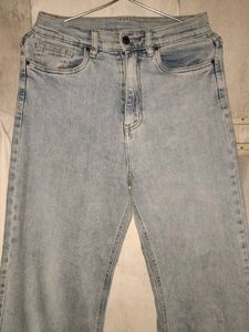 light blue jeans ,high waist