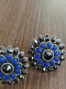 combo of 2Ethnic Earrings Set