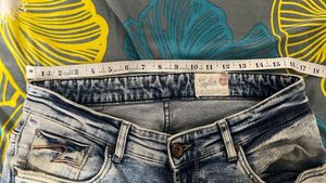 SPYKAR MEN’S Distressed Patch Jeans