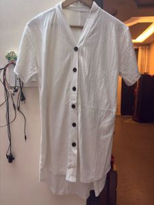 Chic White Button-Up Tunic Top