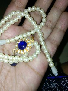 Blue Kundan-Stone Pendant Pearl Necklace