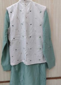 Teen's Ethnic Kurta with Nehru Jacket