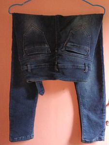 Size - [28] Jeans🚨
