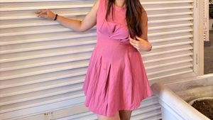 Chic Pink Sleeveless Fit &amp; Flare Dress