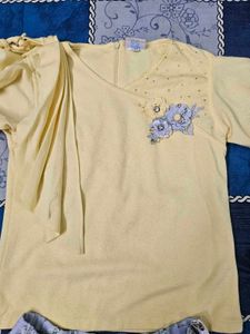 Cute Yellow Top &amp; Floral Skirt Set
