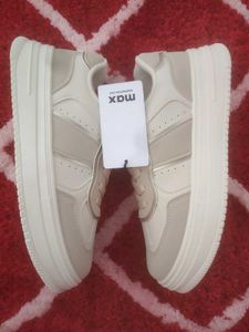 Women Stylish Cream Platform Sneakers