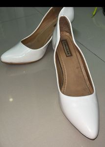 white wedges