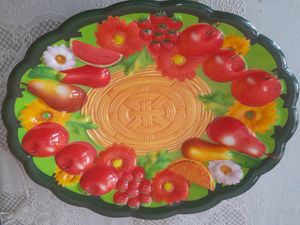Beautiful  decorative Salad tray.