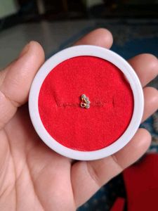 Elegant Gold &amp; Diamond Nose Pin