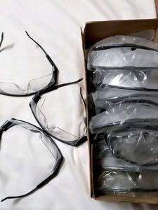 4 SAFETY GOOGLES