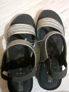 VNC Pro Silver Accent Sandals