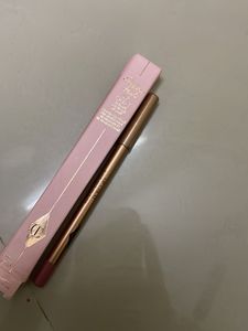 Charlotte Tilbury Lip Cheat Liner