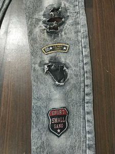 Stylish Distressed Jeans with Patches