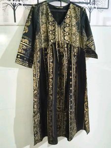Black anarkali Kurta with Gold Paisley Print