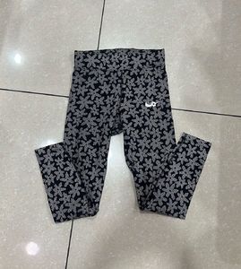 Nike Women's Printed Leggings