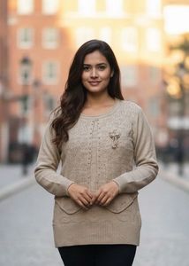 Elegant Knit Sweater with Detail