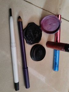 !!SALE!! - 7 Kajals &amp; Eyeliners combo