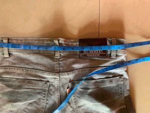 Men's Grey Washed Jeans