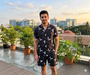 New 6xl crane-print co-ord set