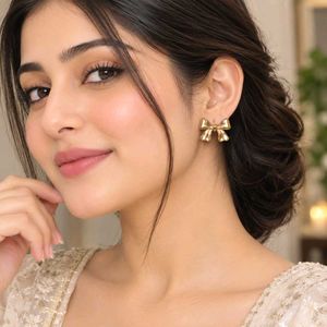 Regal Art Gold Bow Earrings