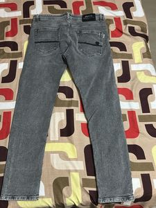 Men's Grey Wash Jeans