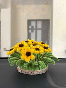 Dancing sunflower, daisy Tulip deskbuddy
