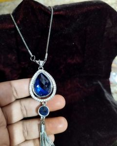 Sparkling Crystal Necklace Set