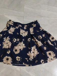 Chic Navy Floral Skater Skirt