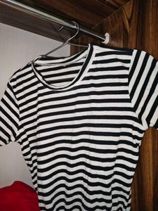 black and white trending strip tshirt