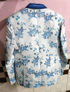 Floral Patterned Blazer
